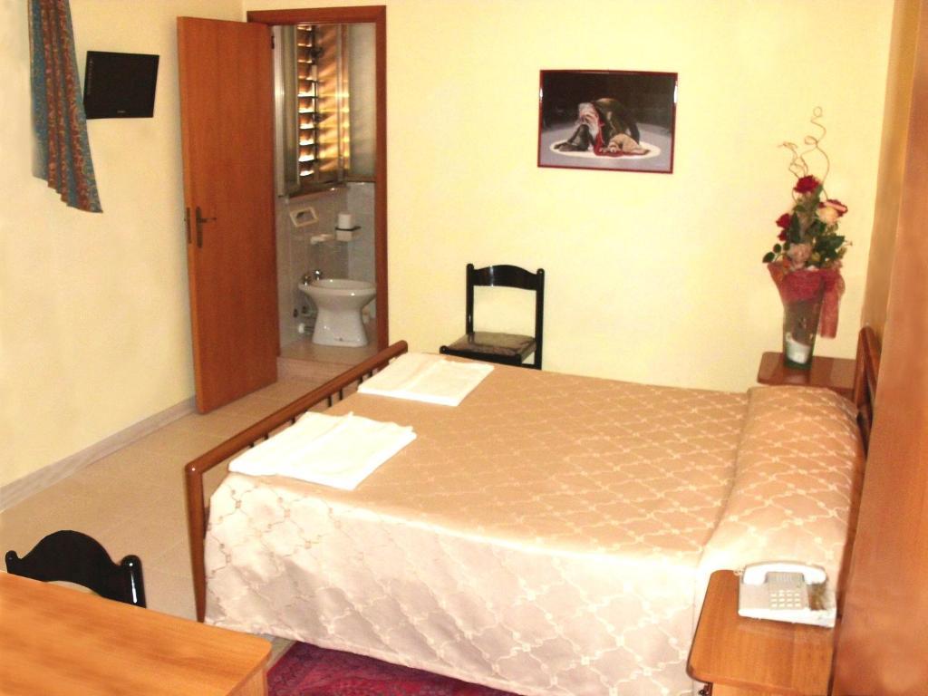 Hotel Ristorante Cordial コーミゾ 部屋 写真